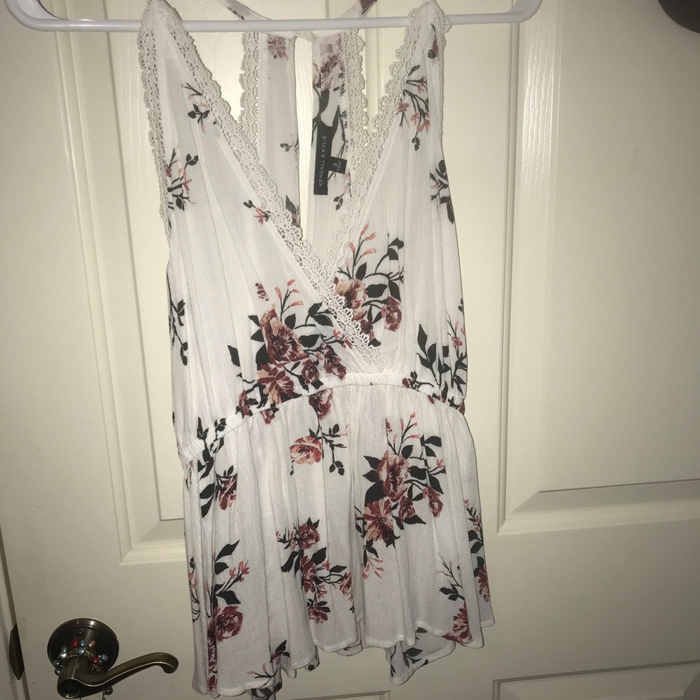 Kendall and Kylie top